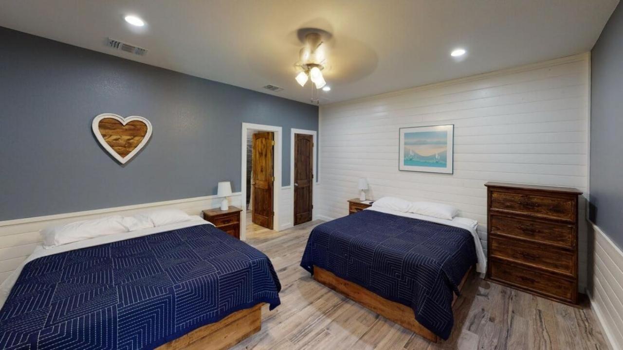 Heartstone Lodge Concan Εξωτερικό φωτογραφία